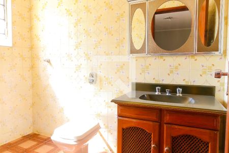 Casa à venda com 265m², 3 quartos e 3 vagasBanheiro