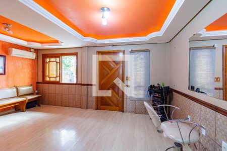 Sala de casa à venda com 4 quartos, 280m² em Estância Velha, Canoas