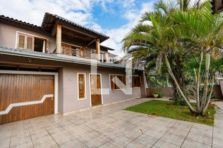 Casa à venda com 280m², 4 quartos e 3 vagasFachada