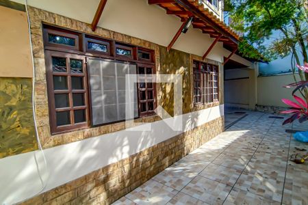 Casa à venda com 120m², 3 quartos e 2 vagasfrente