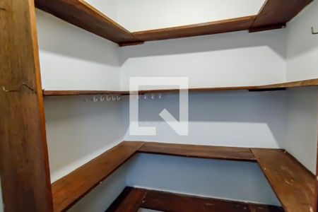 Casa à venda com 120m², 3 quartos e 2 vagasdispensa