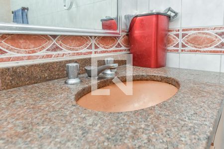 Apartamento à venda com 113m², 2 quartos e sem vaga Apartamento à venda com 113m², 2 quartos e sem vagaBanheiro