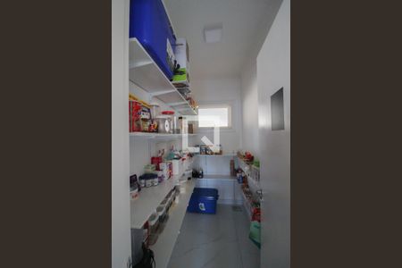 Casa à venda com 476m², 4 quartos e 6 vagasDespensa