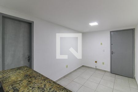 Sala de apartamento para alugar com 2 quartos, 35m² em Recreio dos Bandeirantes, Rio de Janeiro