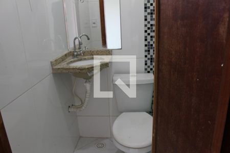 Casa à venda com 60m², 2 quartos e 2 vagasBanheiro do Quarto 2