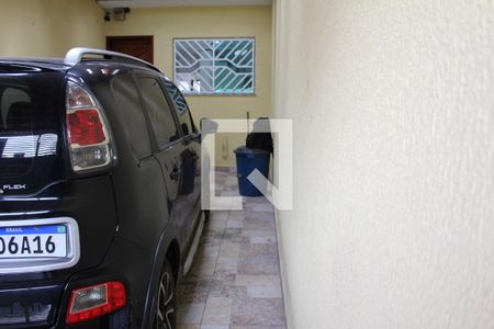 Casa à venda com 60m², 2 quartos e 2 vagasGaragem