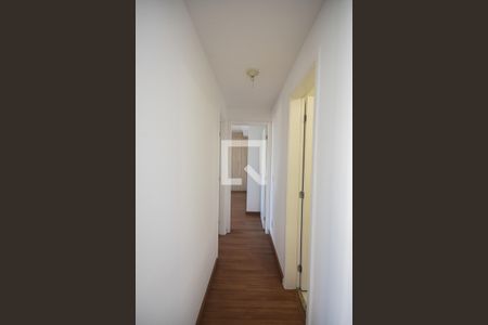 Corredor de apartamento para alugar com 2 quartos, 57m² em Vila Andrade, São Paulo