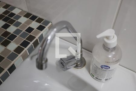 Casa à venda com 200m², 2 quartos e 2 vagasBanheiro Área comum