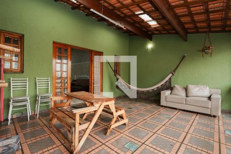 Casa à venda com 200m², 2 quartos e 2 vagasChurrasqueira