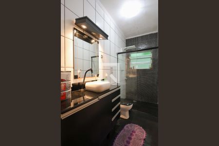 Casa à venda com 200m², 2 quartos e 2 vagasBanheiro