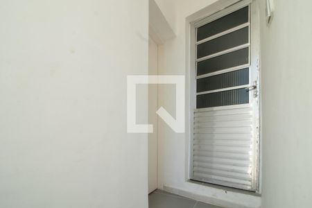 Entrada de kitnet/studio para alugar com 1 quarto, 22m² em Vila Gustavo, São Paulo