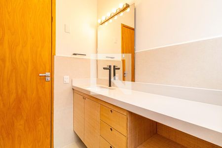 Casa para alugar com 135m², 4 quartos e 2 vagasSuite 01 - Banheiro