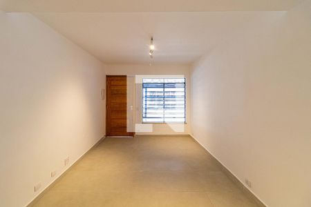 Sala de casa para alugar com 4 quartos, 135m² em Caxingui, São Paulo