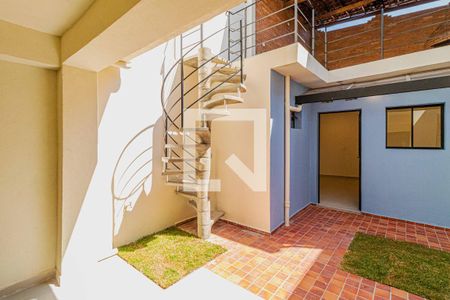 Casa para alugar com 135m², 4 quartos e 2 vagasQuintal