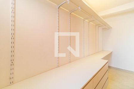 Casa para alugar com 135m², 4 quartos e 2 vagasSuite 02 - Closet