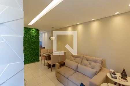 Sala de apartamento à venda com 2 quartos, 45m² em Trevo, Belo Horizonte