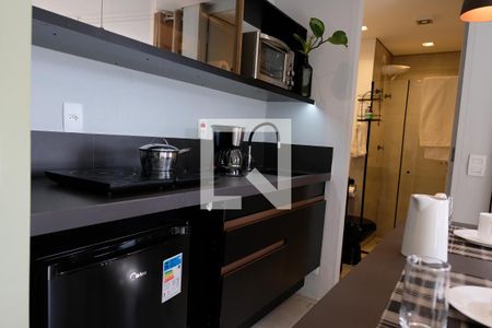 Cozinha de apartamento à venda com 1 quarto, 34m² em Pinheiros, São Paulo