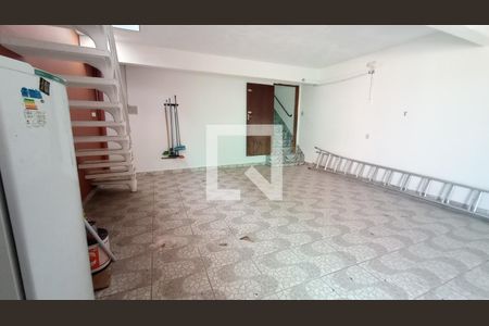 Casa para alugar com 130m², 2 quartos e 1 vaga Casa para alugar com 130m², 2 quartos e 1 vagaGaragem