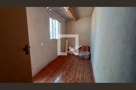 Casa para alugar com 130m², 2 quartos e 1 vaga Casa para alugar com 130m², 2 quartos e 1 vagaQuarto de Serviço