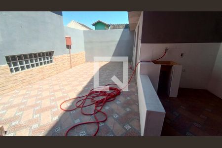 Casa para alugar com 130m², 2 quartos e 1 vaga Casa para alugar com 130m², 2 quartos e 1 vagaQuintal