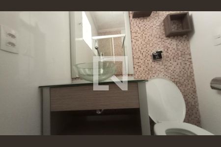 Casa para alugar com 130m², 2 quartos e 1 vaga Casa para alugar com 130m², 2 quartos e 1 vagaBanheiro