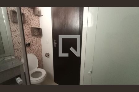 Casa para alugar com 130m², 2 quartos e 1 vaga Casa para alugar com 130m², 2 quartos e 1 vagaBanheiro