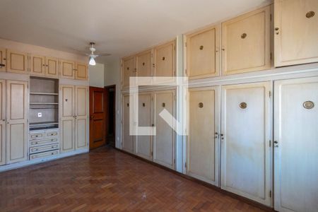 Casa à venda com 330m², 3 quartos e 2 vagasQuarto 2