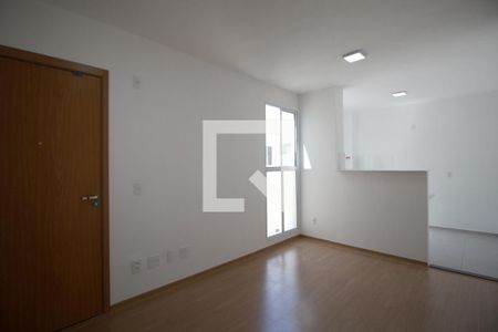 Sala de apartamento para alugar com 2 quartos, 40m² em Jardim Karolyne, Votorantim