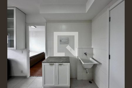 Apartamento à venda com 29m², 1 quarto e sem vaga Apartamento à venda com 29m², 1 quarto e sem vagaÁrea de Serviço