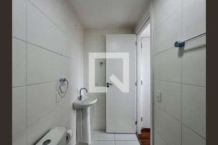 Apartamento à venda com 29m², 1 quarto e sem vaga Apartamento à venda com 29m², 1 quarto e sem vagaBanheiro Suíte