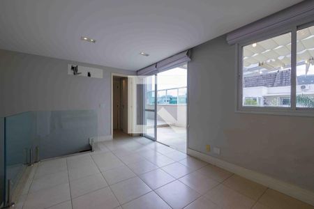 Apartamento à venda com 140m², 3 quartos e 2 vagas Apartamento à venda com 140m², 3 quartos e 2 vagasSala Cobertura