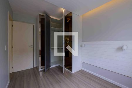 Apartamento à venda com 140m², 3 quartos e 2 vagas Apartamento à venda com 140m², 3 quartos e 2 vagasSuíte 1