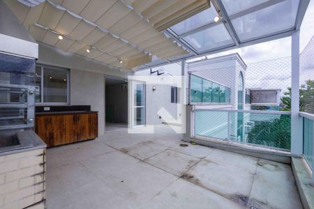 Apartamento à venda com 140m², 3 quartos e 2 vagas Apartamento à venda com 140m², 3 quartos e 2 vagasCobertura