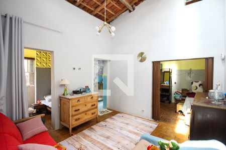 Casa à venda com 140m², 3 quartos e 2 vagasSala