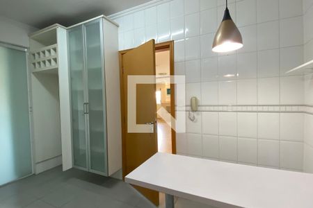 Apartamento para alugar com 140m², 3 quartos e 2 vagasCopa