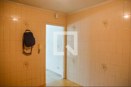 Casa à venda com 220m², 2 quartos e 2 vagas Casa à venda com 220m², 2 quartos e 2 vagasCozinha