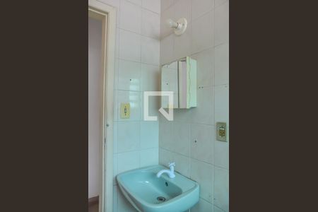 Casa à venda com 220m², 2 quartos e 2 vagas Casa à venda com 220m², 2 quartos e 2 vagasBanheiro