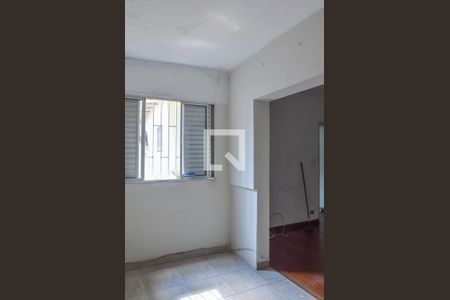 Casa à venda com 220m², 2 quartos e 2 vagas