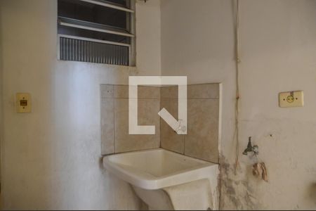 Casa à venda com 220m², 2 quartos e 2 vagas Casa à venda com 220m², 2 quartos e 2 vagasÁrea de Serviço