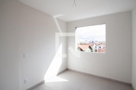 Apartamento à venda com 84m², 3 quartos e 2 vagasQuarto 2