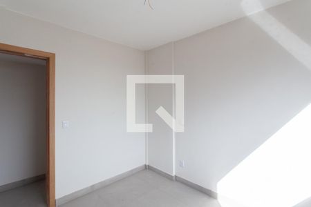 Apartamento à venda com 84m², 3 quartos e 2 vagasQuarto 2