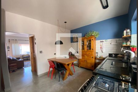 Casa à venda com 118m², 3 quartos e 2 vagas