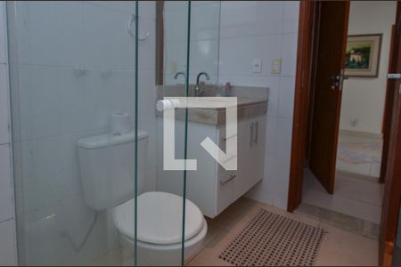 Casa de condomínio à venda com 360m², 4 quartos e 3 vagasBanheiro da Suíte 3