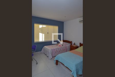 Casa de condomínio à venda com 360m², 4 quartos e 3 vagasSuite 3