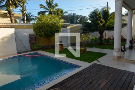 Casa de condomínio à venda com 360m², 4 quartos e 3 vagasÁrea externa