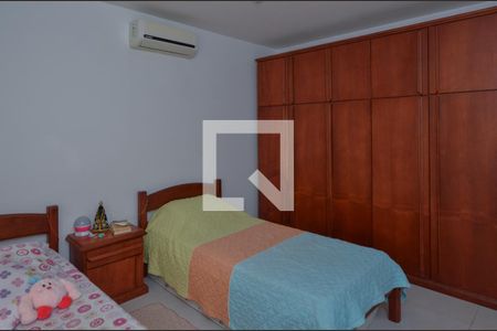 Casa de condomínio à venda com 360m², 4 quartos e 3 vagasSuite 3