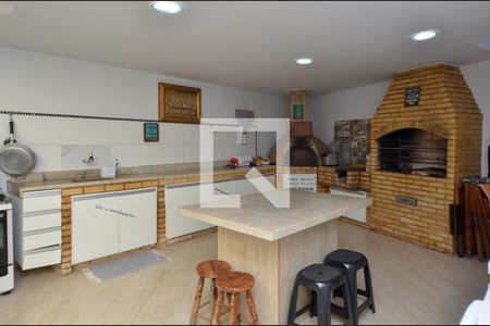 Casa de condomínio à venda com 360m², 4 quartos e 3 vagasÁrea gourmet