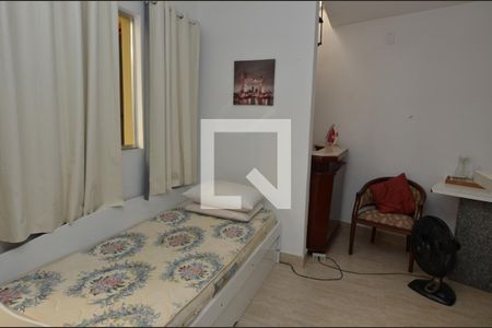 Casa de condomínio à venda com 360m², 4 quartos e 3 vagasSala 2 (Edícula)