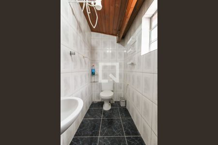 Casa à venda com 135m², 4 quartos e 1 vagaBanheiro da Suíte 2