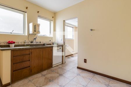 Apartamento à venda com 180m², 3 quartos e 2 vagas Apartamento à venda com 180m², 3 quartos e 2 vagasCozinha